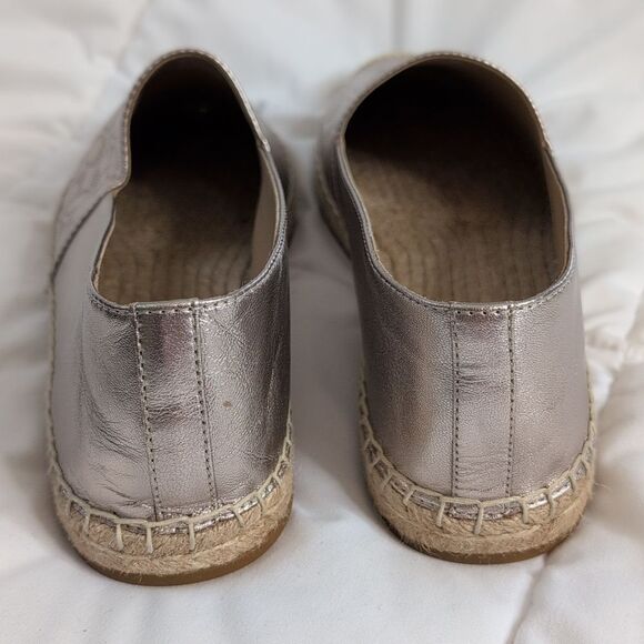 Coach size 10 Collins Espadrille Flats in Gold with Signature Logo, NEW - Picture 8 of 12
